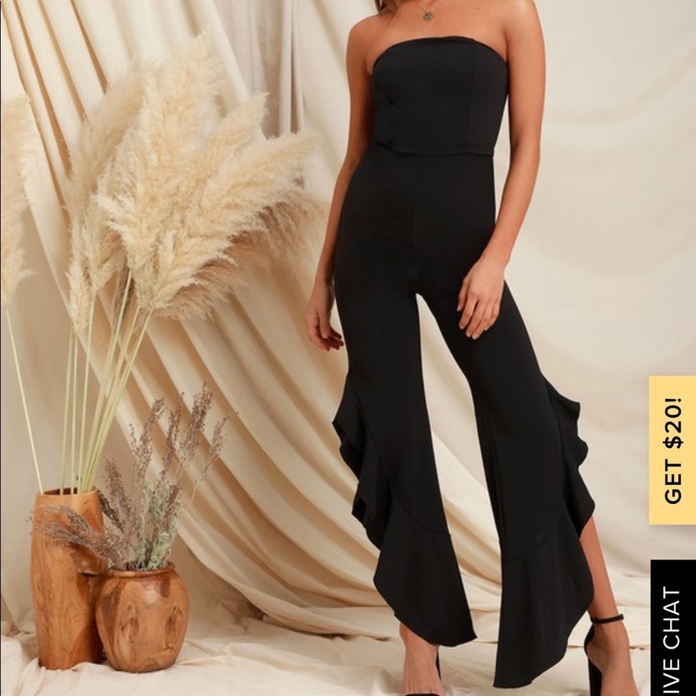Lulu’s Strapless Ruffle Jumpsuit